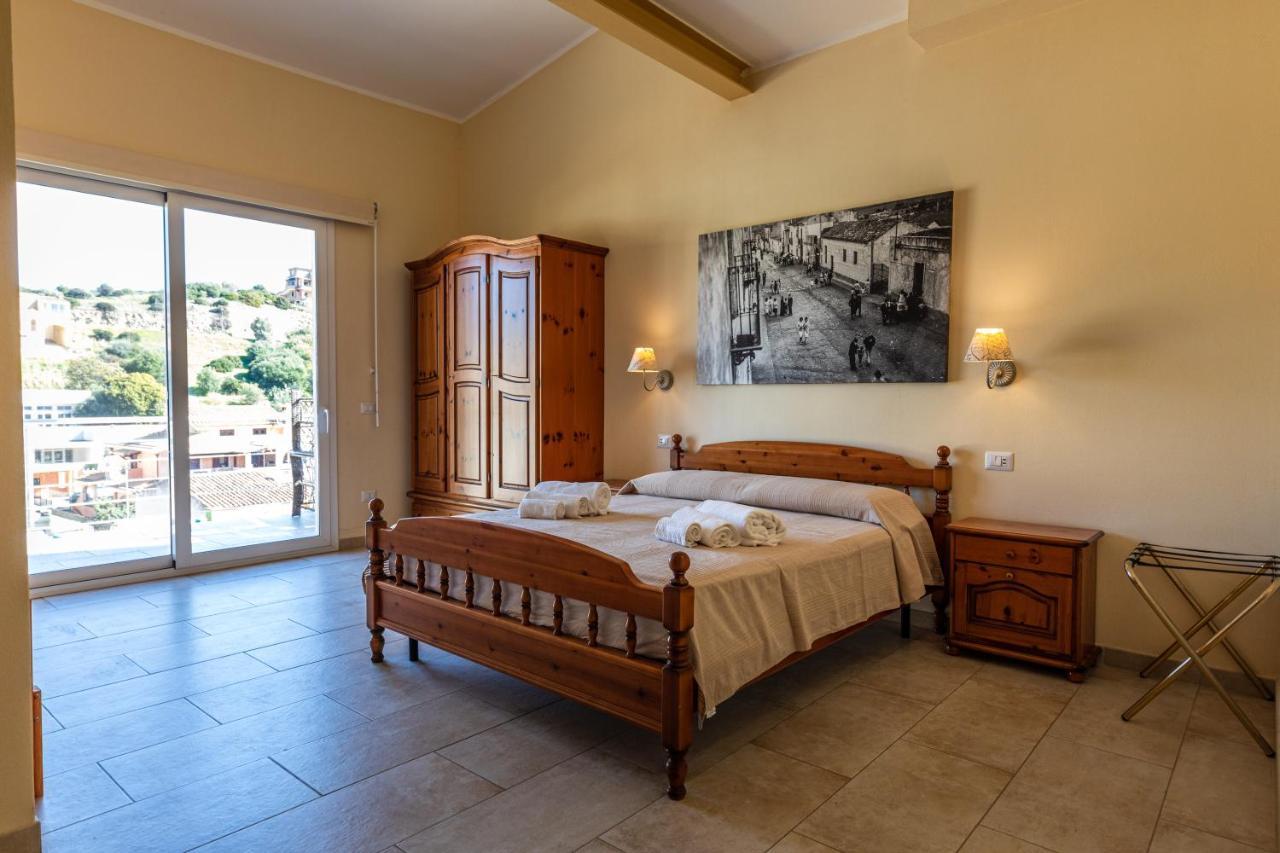 Casa Tacconi Bed & Breakfast วิลลัสซีมีอุส ภายนอก รูปภาพ
