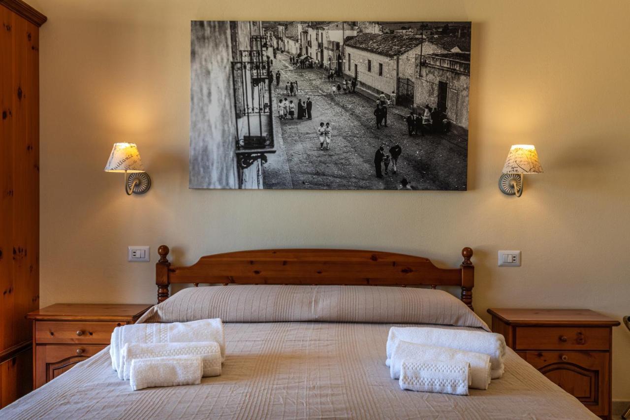 Casa Tacconi Bed & Breakfast วิลลัสซีมีอุส ภายนอก รูปภาพ